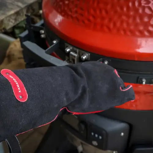 Kamado Joe Leather Gloves - Sfeerbeeld, Kamado Joe, BBQkopen